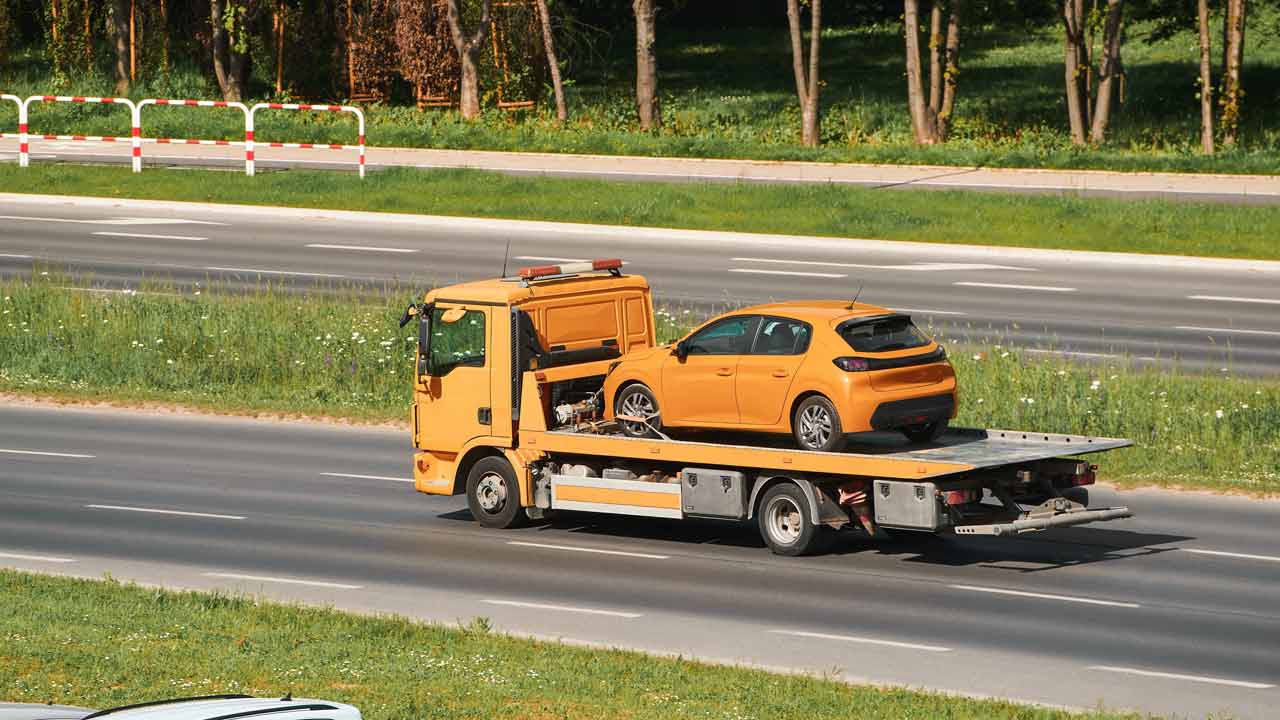 Schnelle Abholung durch Autoverwertung Nordfriesland